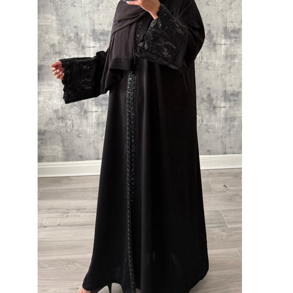 LUXE AMIRA LACE OPEN ABAYA WITH BUTTONS