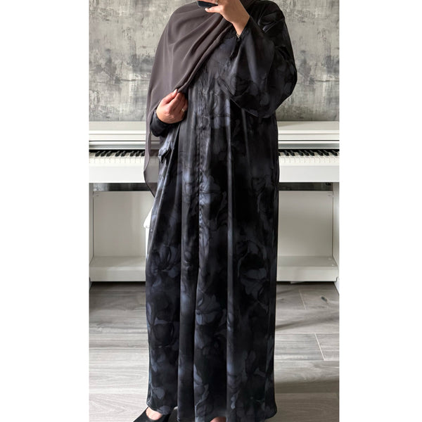 LIMITED EDITION 2 PIECE SET YUSRA 3.0 OPEN ABAYA WITH BUTTONS - GREY