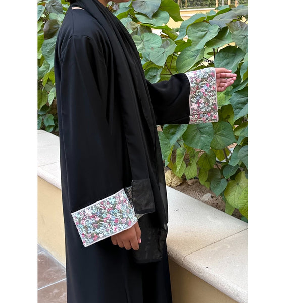 FLOWER GARDEN CLOSED ABAYA PINK