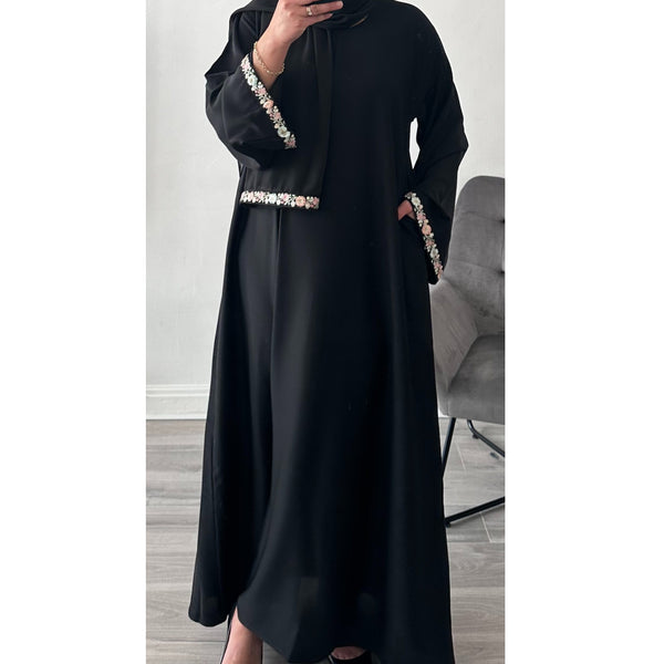 DAISY LACE BLACK CLOSED ABAYA 2.0