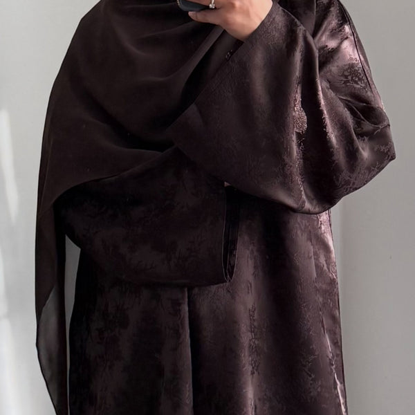 DEENA 2.0 JACQUARD OPEN ABAYA WITH BUTTONS BROWN