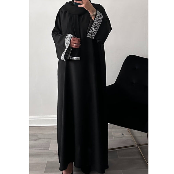 WHITE CLOSED EMBROIDERY ABAYA