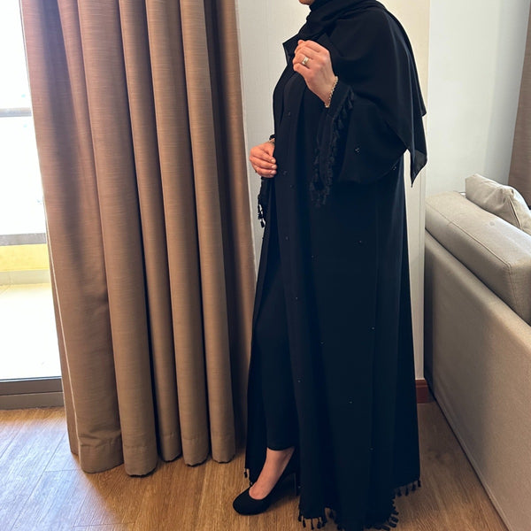 BLACK PEARL TASSEL ABAYA