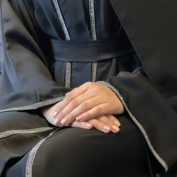 LUXURY DIAMANTE ABAYA