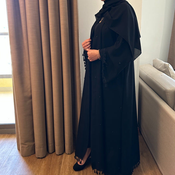 BLACK PEARL TASSEL ABAYA