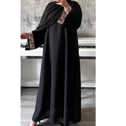SAFAA CLOSED ABAYA WITH STONES AND GEMS - Pink