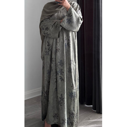 LIMITED EDITION HIBA OPEN ABAYA WITH BUTTONS - GREEN