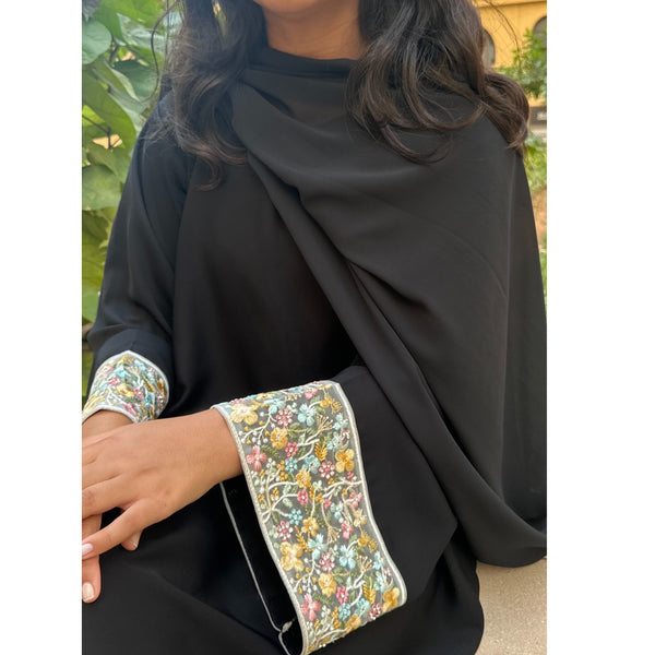 FLOWER GARDEN CLOSED ABAYA YELLOW