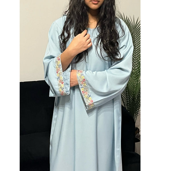 AIRAH CLOSED LACE ABAYA WITH POCKET BABY BLUE