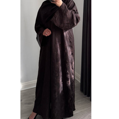 DEENA JACQUARD OPEN ABAYA WITH BUTTONS BROWN