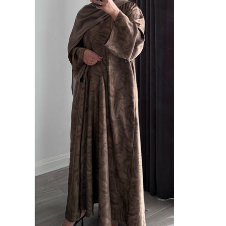 LIMITED EDITION 2 PIECE SET YUSRA 3.0 OPEN ABAYA WITH BUTTONS - BROWN