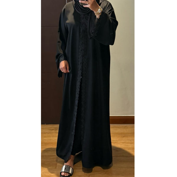 SAMIA LACE OPEN ABAYA WITH BUTTONS - BLACK