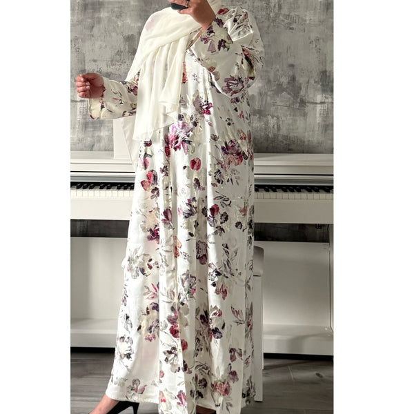 LIMITED EDITION Amara open abaya with buttons - cream