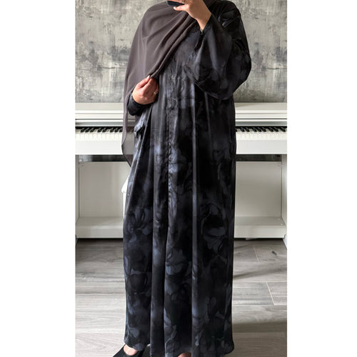 LIMITED EDITION 2 PIECE SET YUSRA 3.0 OPEN ABAYA WITH BUTTONS - GREY