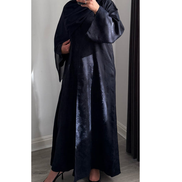 DEENA JACQUARD OPEN ABAYA WITH BUTTONS NAVY