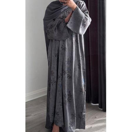 LIMITED EDITION 2 PIECE SET YUSRA 3.0 OPEN ABAYA WITH BUTTONS - BROWN