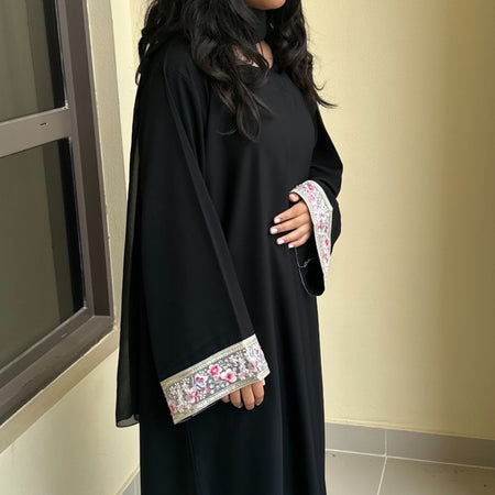 FLOWER GARDEN CLOSED ABAYA YELLOW