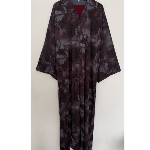 LIMITED EDITION 2 PIECE SET YUSRA 3.0 OPEN ABAYA WITH BUTTONS - PLUM