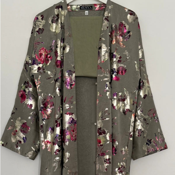 LIMITED EDITION Amara open abaya with button - green