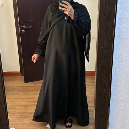 JANNAT EMBELLISHED ABAYA WITH BUTTONS